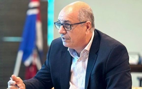 Neles Farias defende políticas públicas para ampliar incentivos ao empreendedorismo 60+