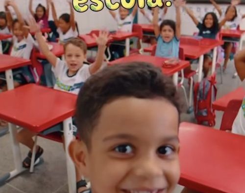 No Dia da Escola, vídeo de aluno viraliza ao mostrar nova realidade da rede municipal em Rondonópolis; assista