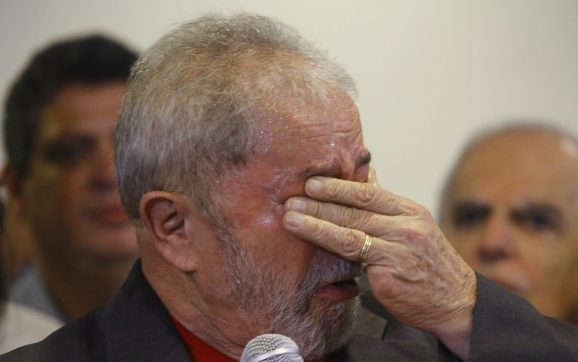 PoderData: desaprovação de Lula vai a 61%, a maior em dois anos