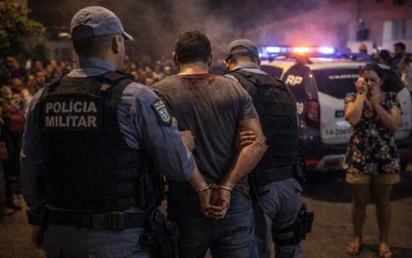 ‘Possuído’, homem espanca namorada após festa e ainda destrói sua moto em Rondonópolis