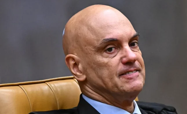 Telefone que Vorcaro falou foi ativado no dia que Moraes entrou no STF