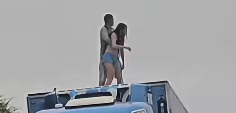 Tensão total: mulher em surto sobe em caminhão e ameaça se jogar em MT; vídeo