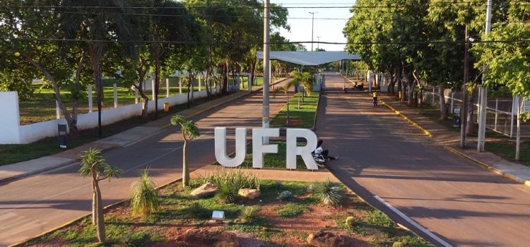 Tragédia: criança é encontrada morta dentro de carro na UFR em Rondonópolis