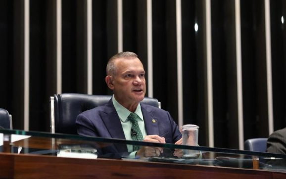 Wellington Fagundes assina pedido de CPI para investigar caso envolvendo ministros do STF e Banco Master