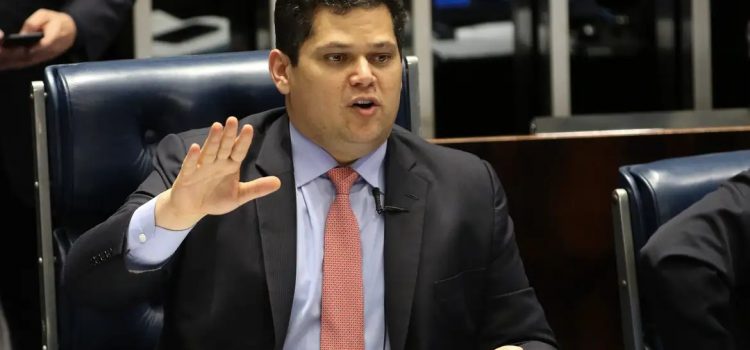 Alcolumbre enterra CPI do Crime Organizado; relator fala em desserviço