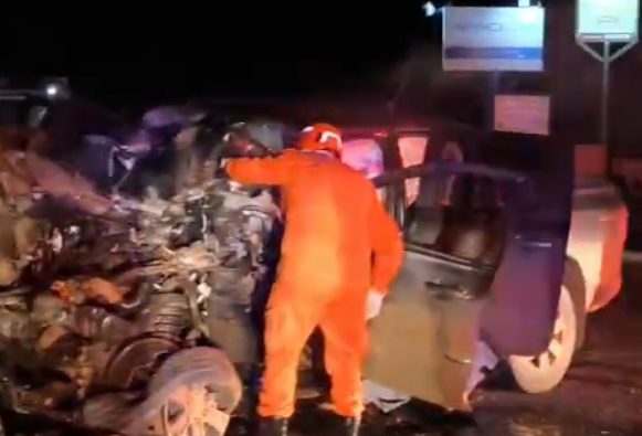 Após sair de evento do agro, motorista morre preso às ferragens em grave acidente na BR-364 ; vídeo forte