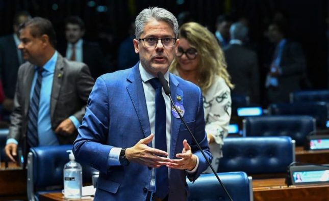 CPI contra ministros do STF já tem apoio de 40 senadores