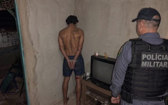 Filho ‘possuído’ invade casa, ameaça irmã e termina amarrado pelo pai em Rondonópolis
