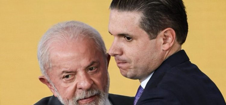 Governo enterra temporariamente PL dos Apps até depois das eleições para blindar Lula e PT da alta rejeição