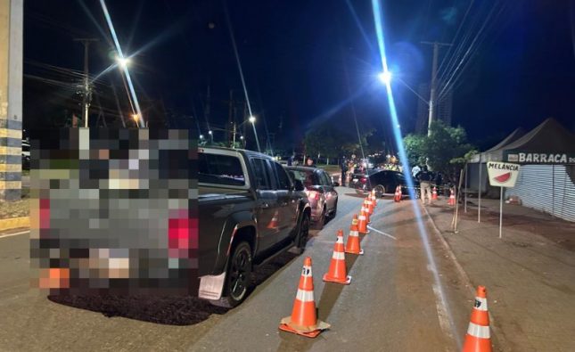 Lei Seca fecha o cerco, prende 5 motoristas bêbados e autua 54 veículos em Rondonópolis