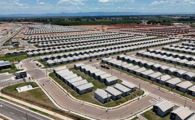 Mais de 1,5 mil moradias estão disponíveis para aquisição com subsídio estadual em Cuiabá e VG
