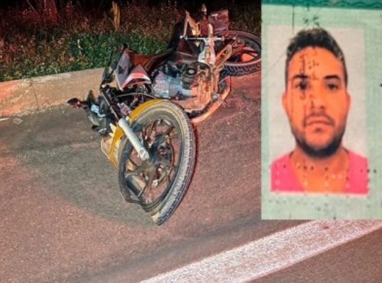 Motociclista morre após bater em vaca solta e esposa ferida vai parar no Hospital Regional; vídeo