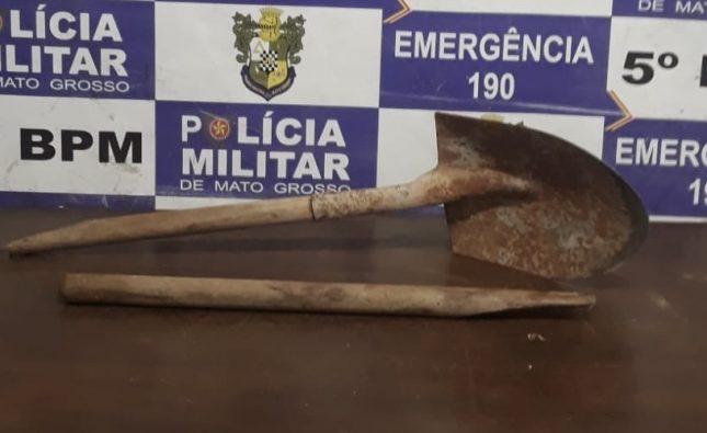 Neto reage, usa pá e deixa homem ferido gravemente após agressão contra idosa em Rondonópolis