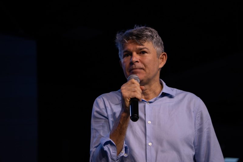 Projeto de José Medeiros que endurece penas contra o crime organizado avança na Câmara