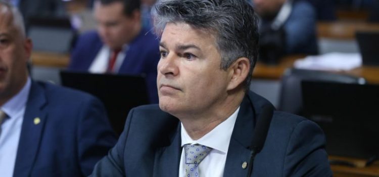 Projeto de Medeiros que prevê confisco de bens em crimes contra crianças é aprovado na CCJ