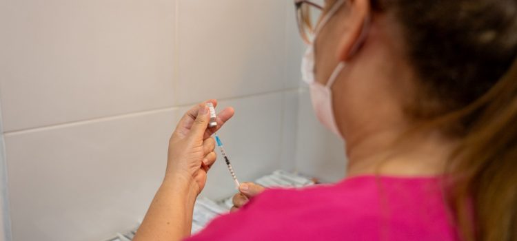 Rondonópolis: Saúde promove imunização em horário estendido nesta terça (28) e quarta (29)