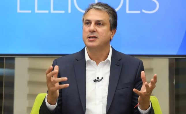 Sem Lula, nome de Camilo Santana cresce no PT