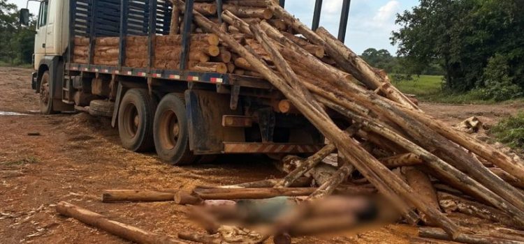 Trabalhador morre no hospital após ser esmagado por carga de madeira em MT