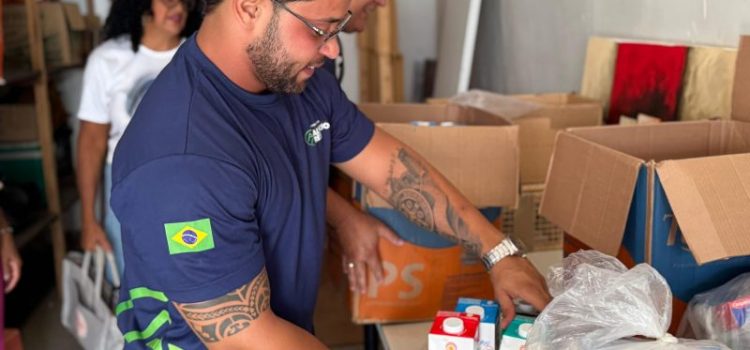 Vereador Professor Alikson Reis conclui entrega de mais de 500 litros de leite arrecadados em corrida solidária