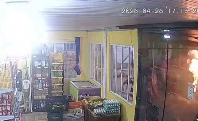 Vídeo mostra vereador sendo queimado vivo em estabelecimento; vítima parou no Hospital Regional