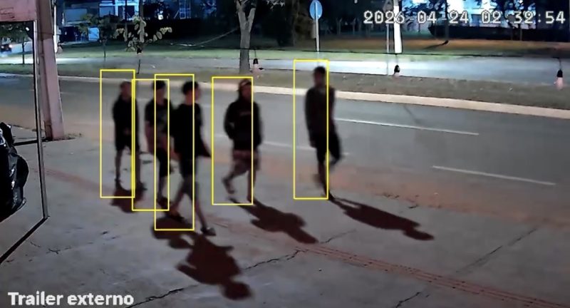Vídeos mostram como quadrilha de menores aterrorizava e furtava lanchonetes em Rondonópolis