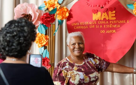Assistência Social celebra Dia das Mães com programação especial no Serviço de Convivência Padre Lothar