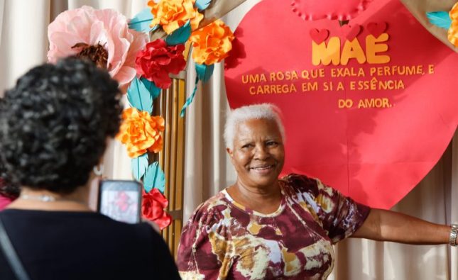 Assistência Social celebra Dia das Mães com programação especial no Serviço de Convivência Padre Lothar