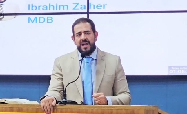 Ibrahim Zaher sugere a criação do cartão material escolar para alunos da rede municipal