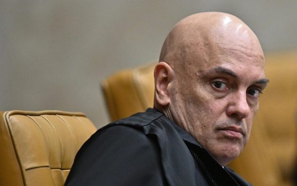 Moraes sofre nova derrota nos EUA e pode enfrentar julgamento à revelia em tribunal americano; entenda