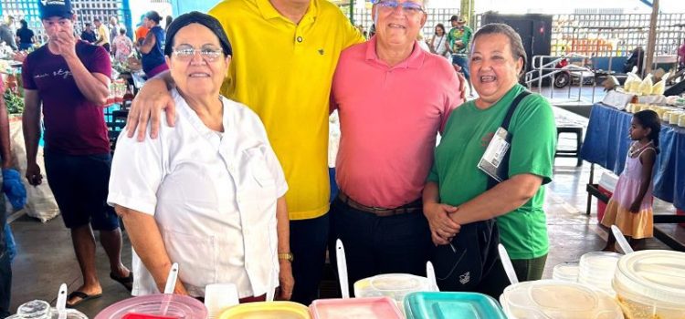 Neles destaca a importância das feiras livres para o fortalecimento da agricultura familiar e preservação de tradição em Rondonópolis