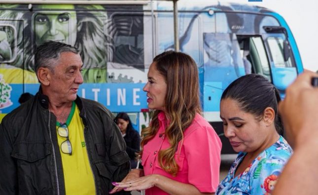 Poder Legislativo atrai centenas de pessoas em edição especial da Câmara Itinerante no Terminal da Rumo