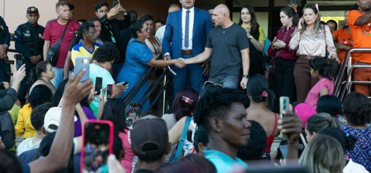 Prefeito avança em diálogo no Fórum para garantir solução para famílias no Contorno Leste