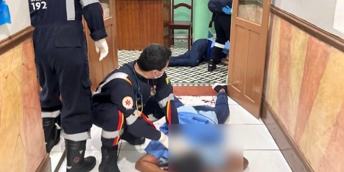 Vídeo fortíssimo mostra vítimas baleadas após aluno de 13 anos invadir escola e matar duas servidoras