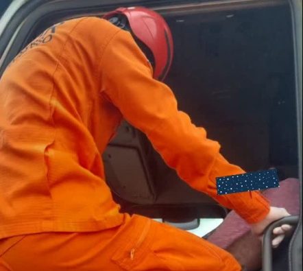 Comoção: motorista é encontrado morto dentro de caminhão na BR-364; vídeo