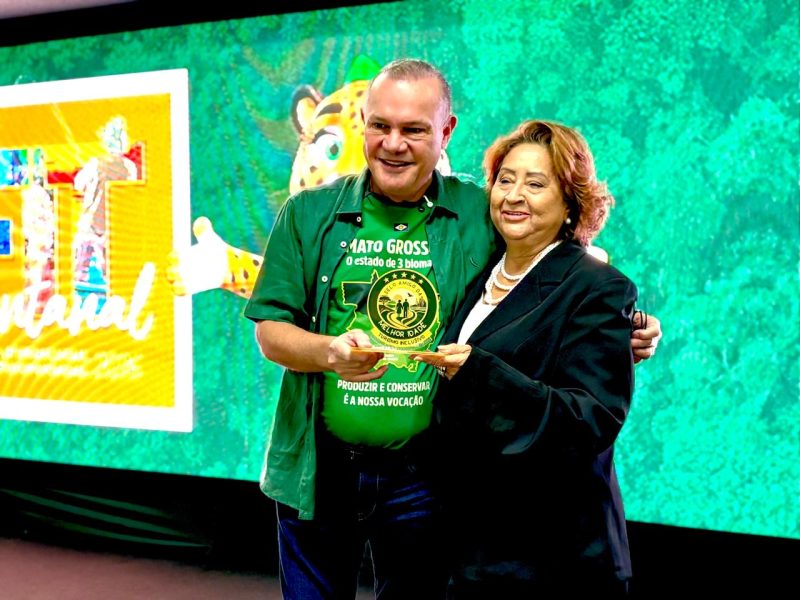 Durante a FIT Pantanal, Wellington defende política permanente para idosos e recebe homenagem da ABCMI-MT