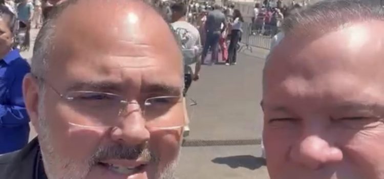 Fagundes desmonta narrativa sobre viagem e imagens mostram senador cumprindo promessa à Virgem de Fátima