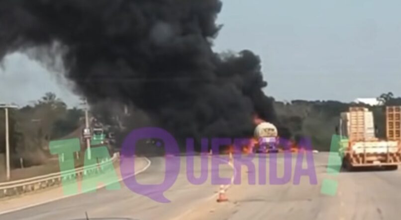 Múltiplos veículos se envolvem em acidente e caminhão-tanque explode em MT; vídeo impressionante