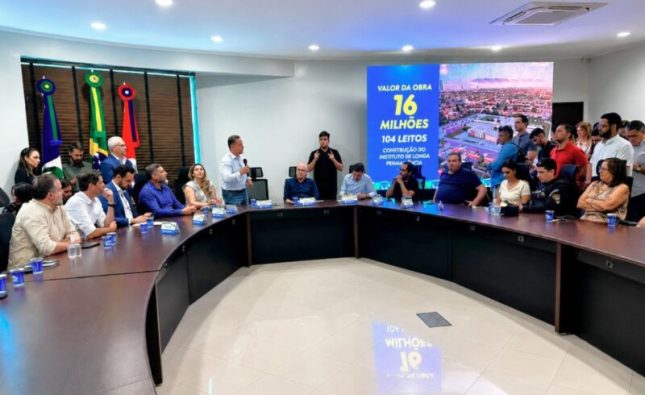 Reforma e ampliação do Lar dos Idosos é conquista de Nininho; convênio assinado reforça atendimento em Rondonópolis