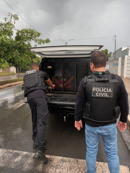 Stalker e agressor da ex pega faca, ameaça suicídio e acaba preso após negociação tensa em MT