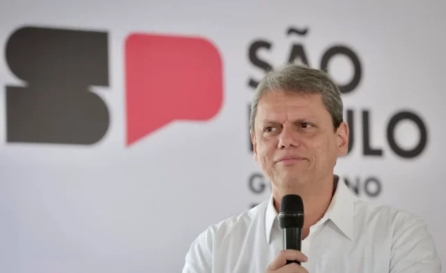Tarcísio ironiza Haddad: “Melhor ministro da história do Paraguai”