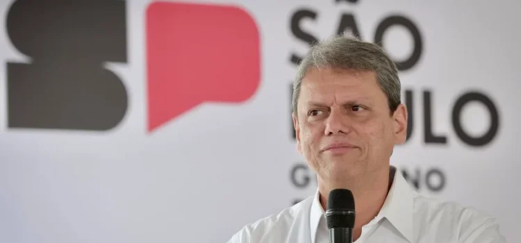 Tarcísio ironiza Haddad: “Melhor ministro da história do Paraguai”