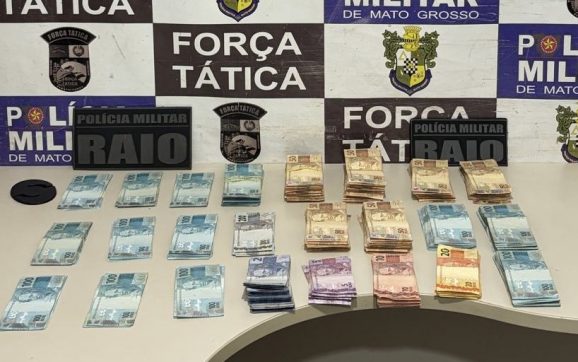‘Caixa’ do CV cai com mais de R$ 73 mil após PM desmontar QG da facção em Rondonópolis; vídeo