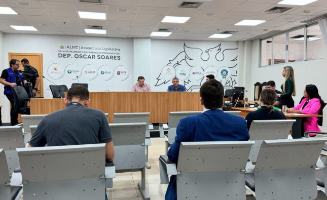 Comissão presidida por Nininhoapresenta estudo sobre incorporação de Nova Poxoréu a Primavera do Leste