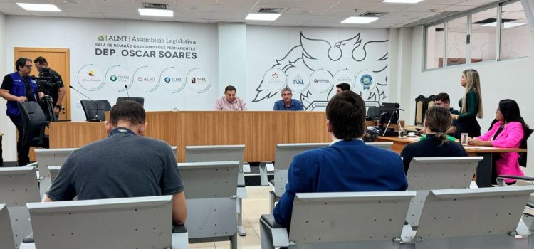 Comissão presidida por Nininhoapresenta estudo sobre incorporação de Nova Poxoréu a Primavera do Leste