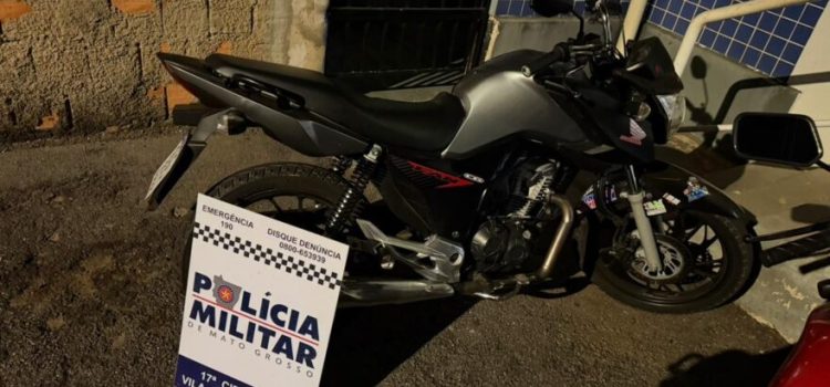 Durante fuga alucinada, motociclista anda na contramão e termina preso em Rondonópolis; vídeo