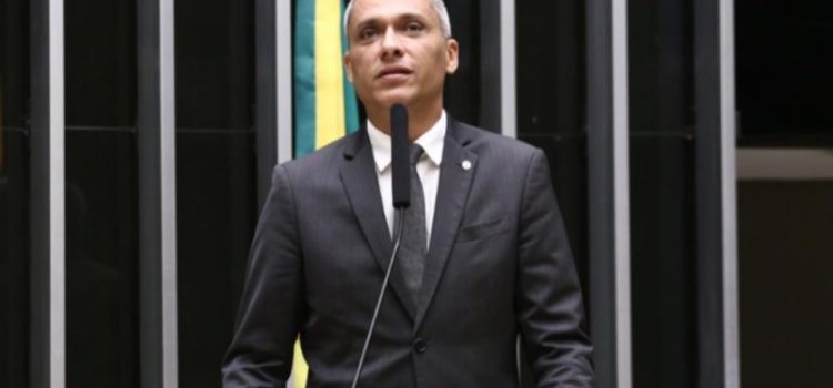 E o tarifaço chinês de até 67% para carne?, cobra deputado