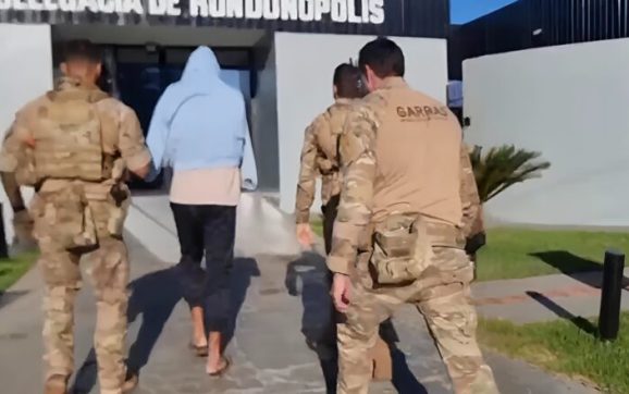 Faccionado envolvido na morte de mãe e filho acaba preso em Rondonópolis; vídeo mostra prisão