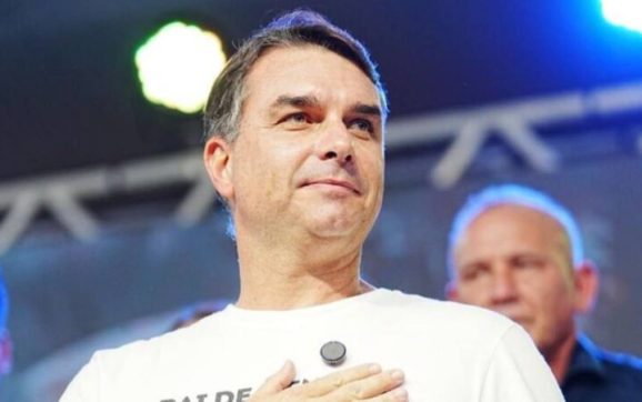 Flávio quer enfrentar ‘tarifaço’ chinês de até 67% sobre carne do Brasil