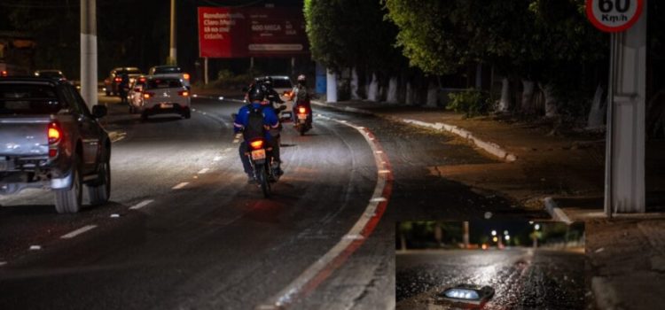 Gestão Cláudio inova com sinalização de led em ciclofaixa na Avenida dos Estudantes