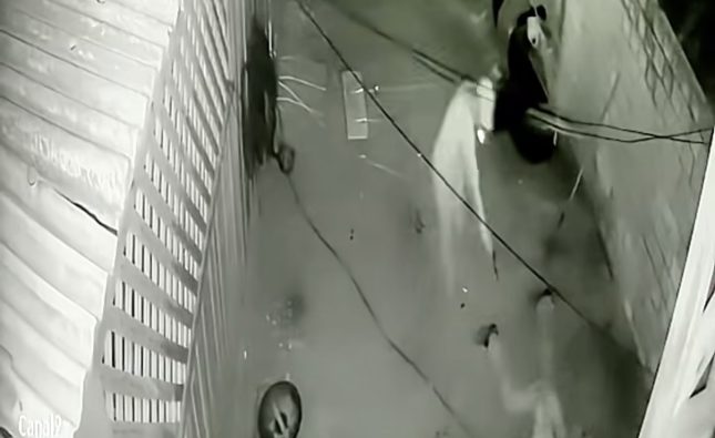 Homem é assassinado com diversos tiros ao ir urinar atrás de bar em MT; vídeo registrou o crime